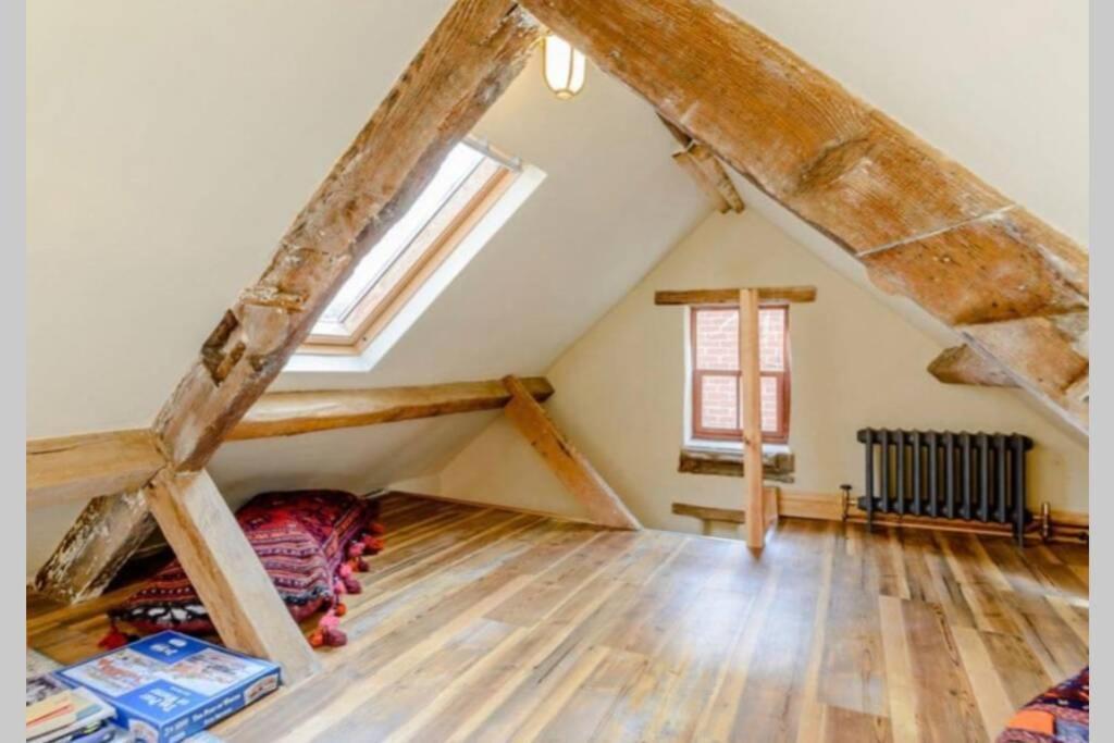 The Cow House - In The Heart Of Whitby Villa Eksteriør bilde